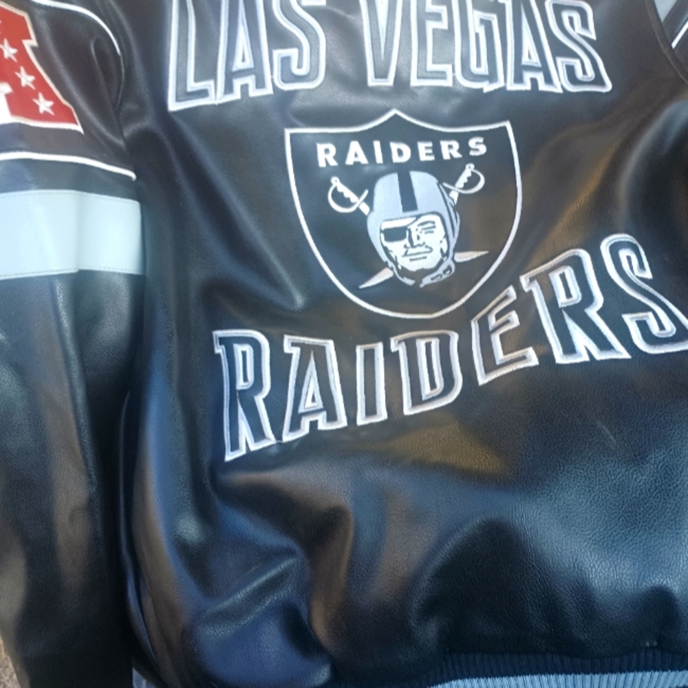 Brand new Las Vegas Raiders leather coat XLg